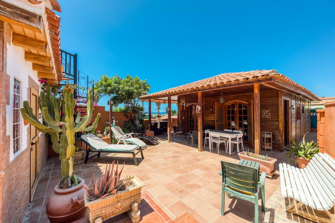 Camping Cabin - Private Solarium & Pool - Bbq San Bartolome Bagian luar foto